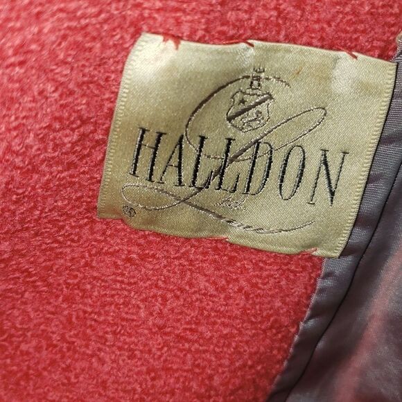 VNTG Halldon Ltd. Coral Open-faced Trench Coat - Picture 5 of 13